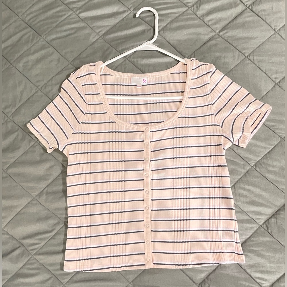 SO cropped large tee